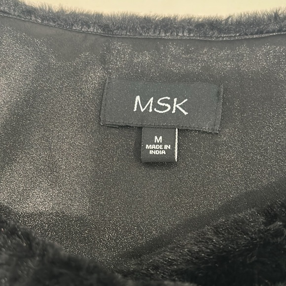 MSK flower pendant shrug - Picture 5 of 11